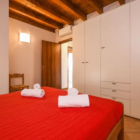 Wohnung Mit Seeblick * Moniga del Garda