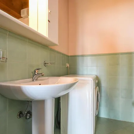 Wohnung Mit Seeblick * Moniga del Garda